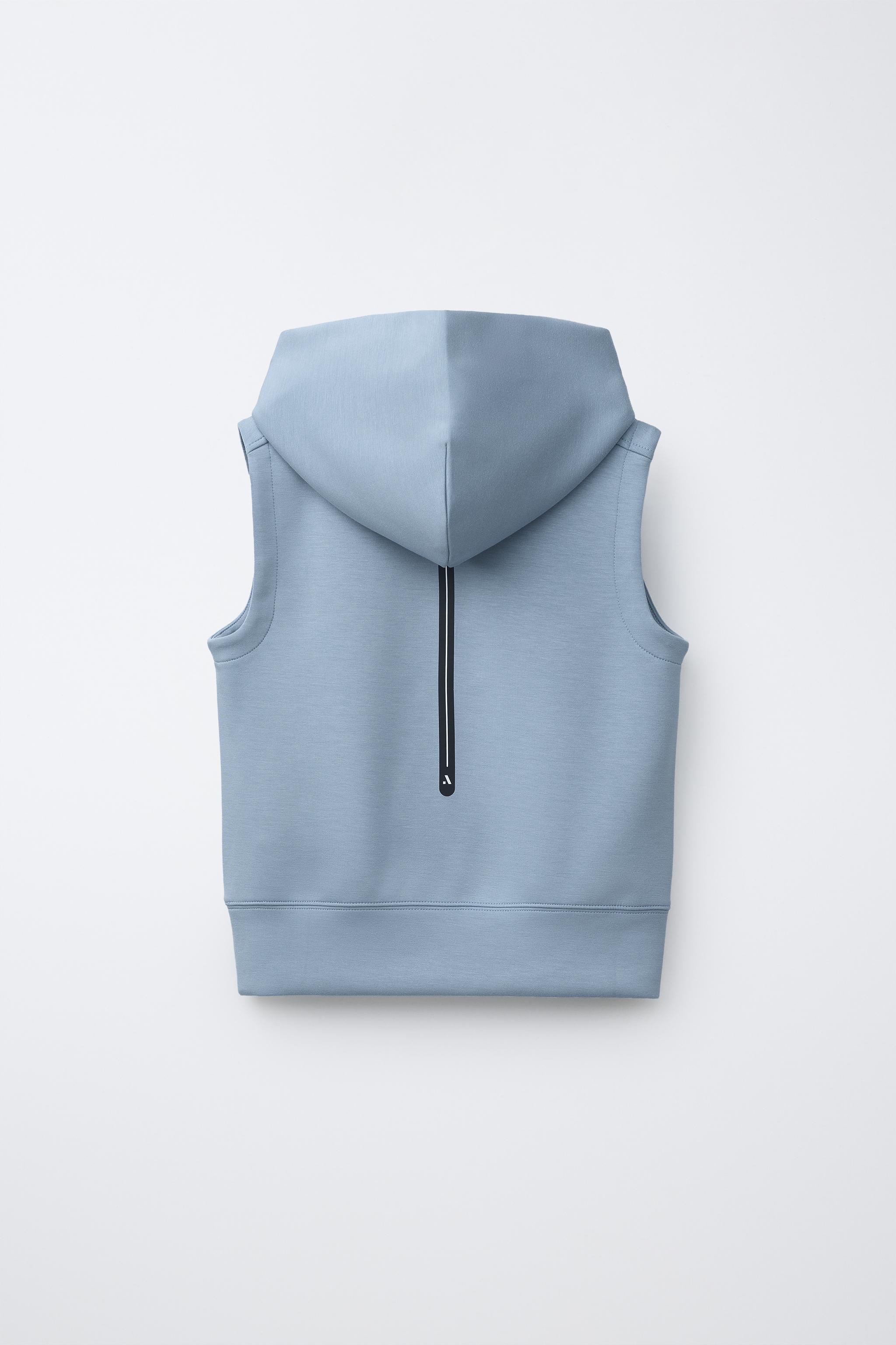 HOODED SPORTY VEST